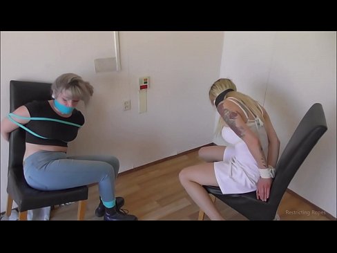 ❤️ Závislá / svázaná a s roubíkem / dáma v nesnázích ❤❌ Kvalitní porno u nás cs.hentaibar.ru